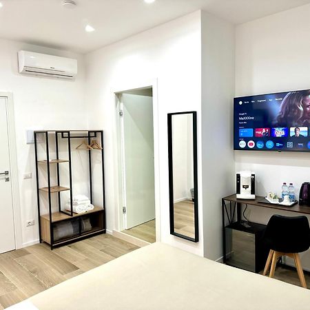 Dimora Fralu Hotel บารี ภายนอก รูปภาพ